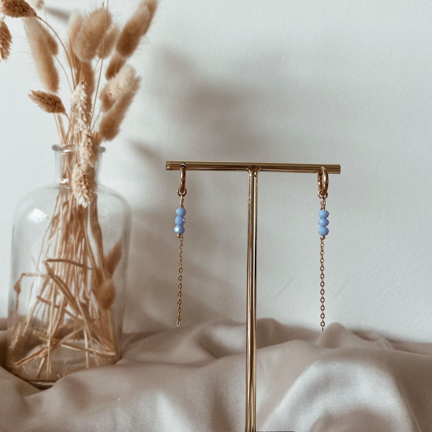 Classy facet earrings