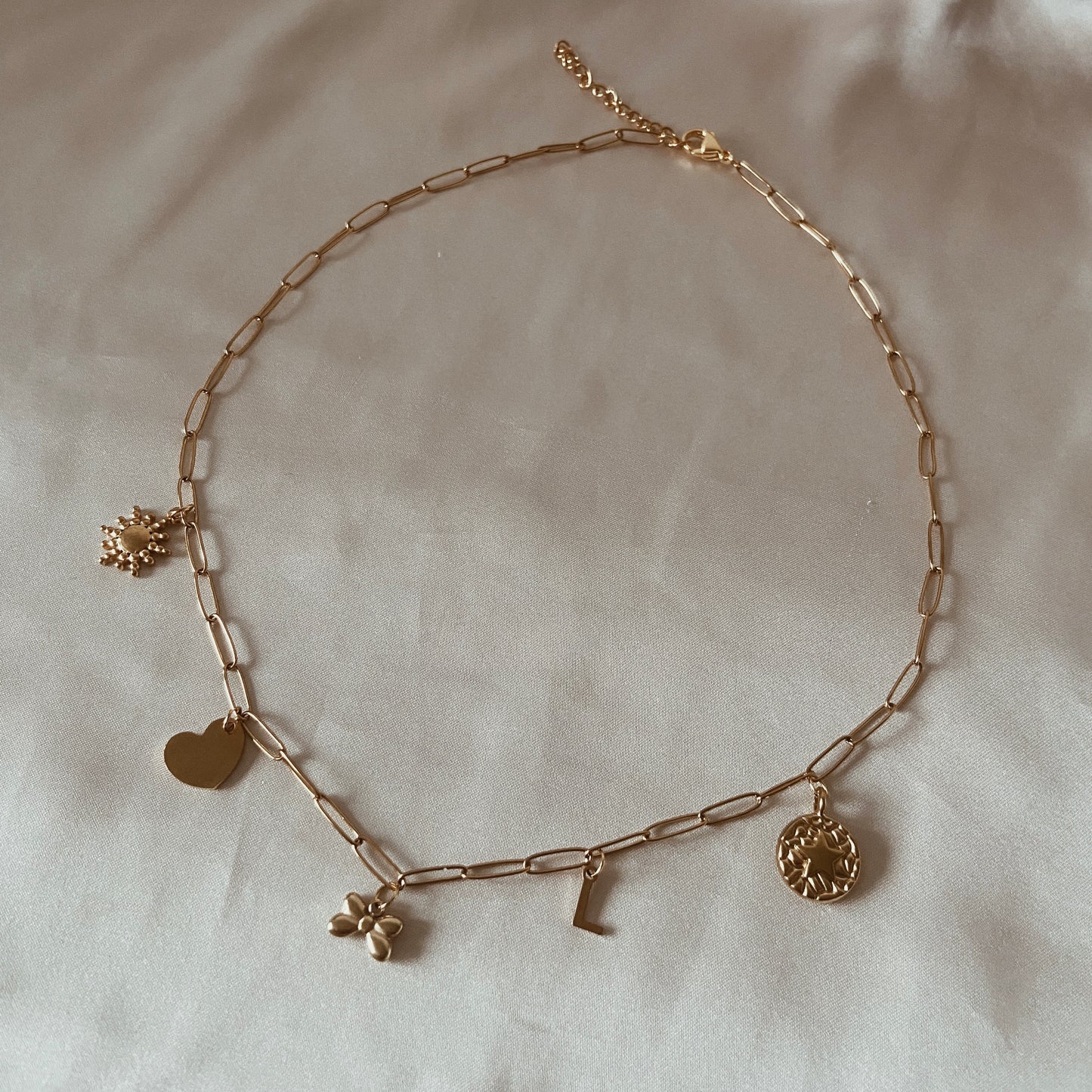 Basic chain necklace - design your own