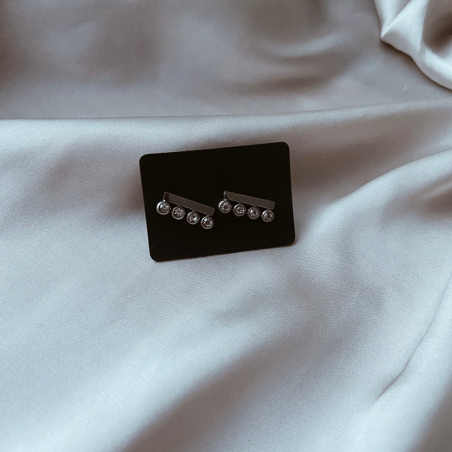 diamond studs - silver