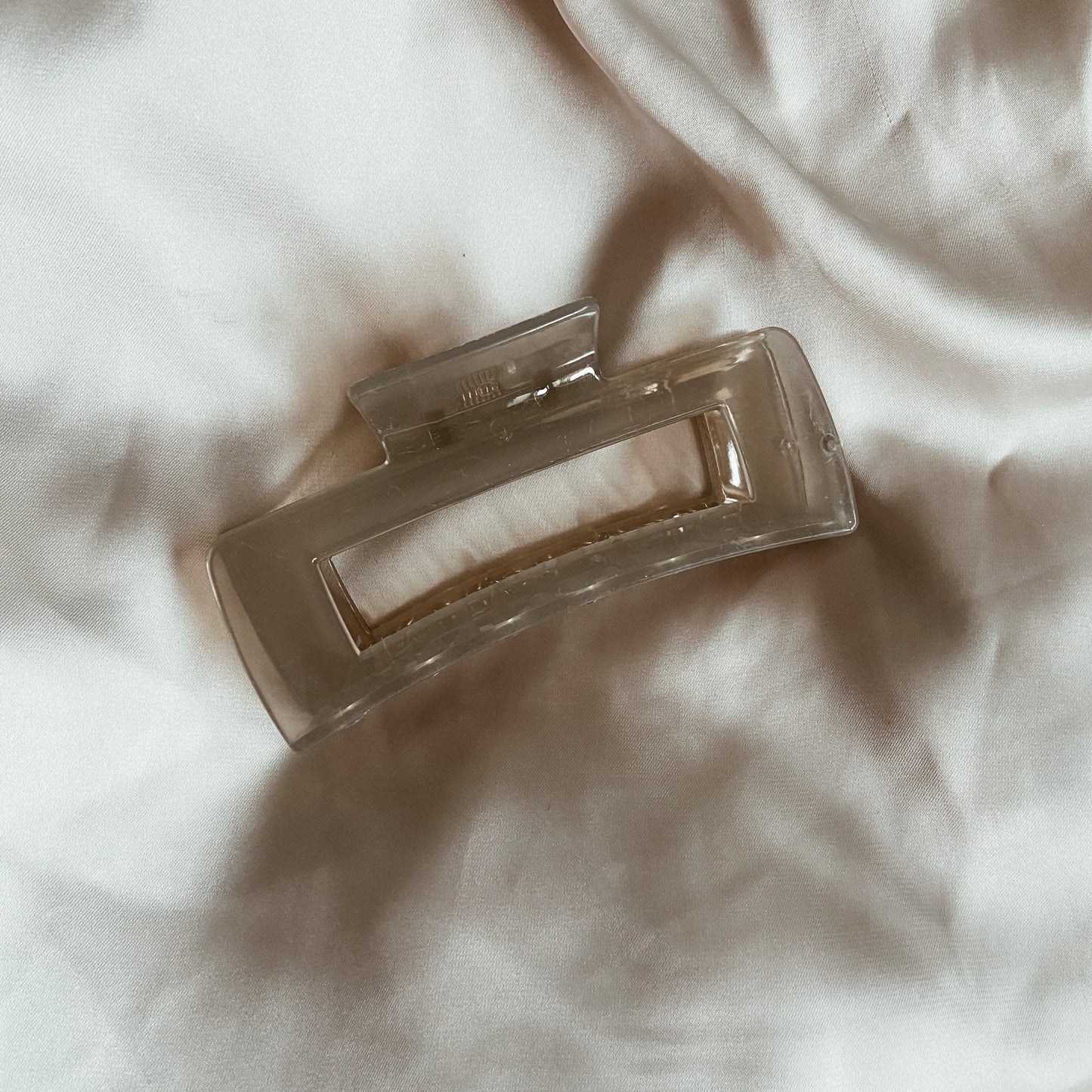 Grey hairclip