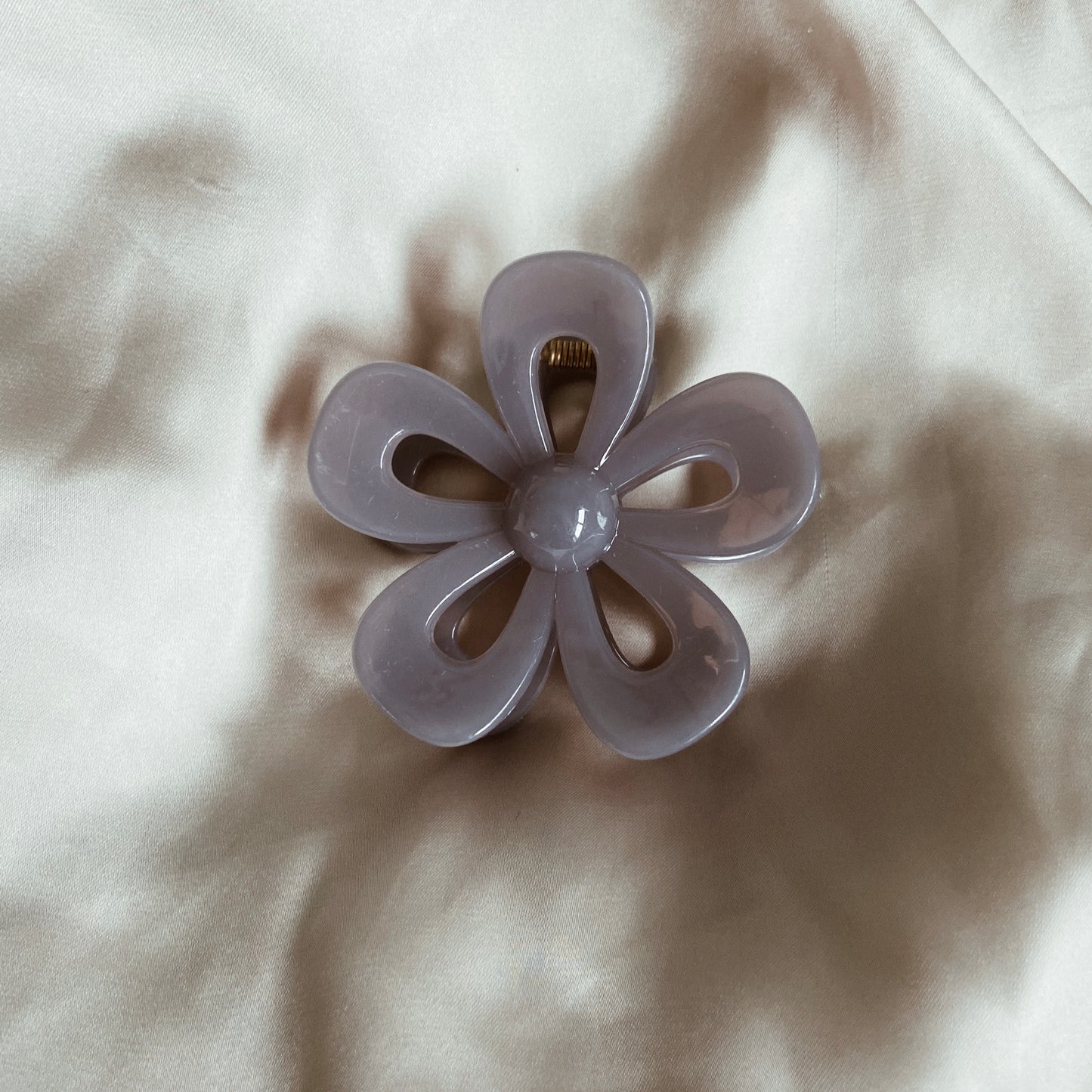 Flower hair clip