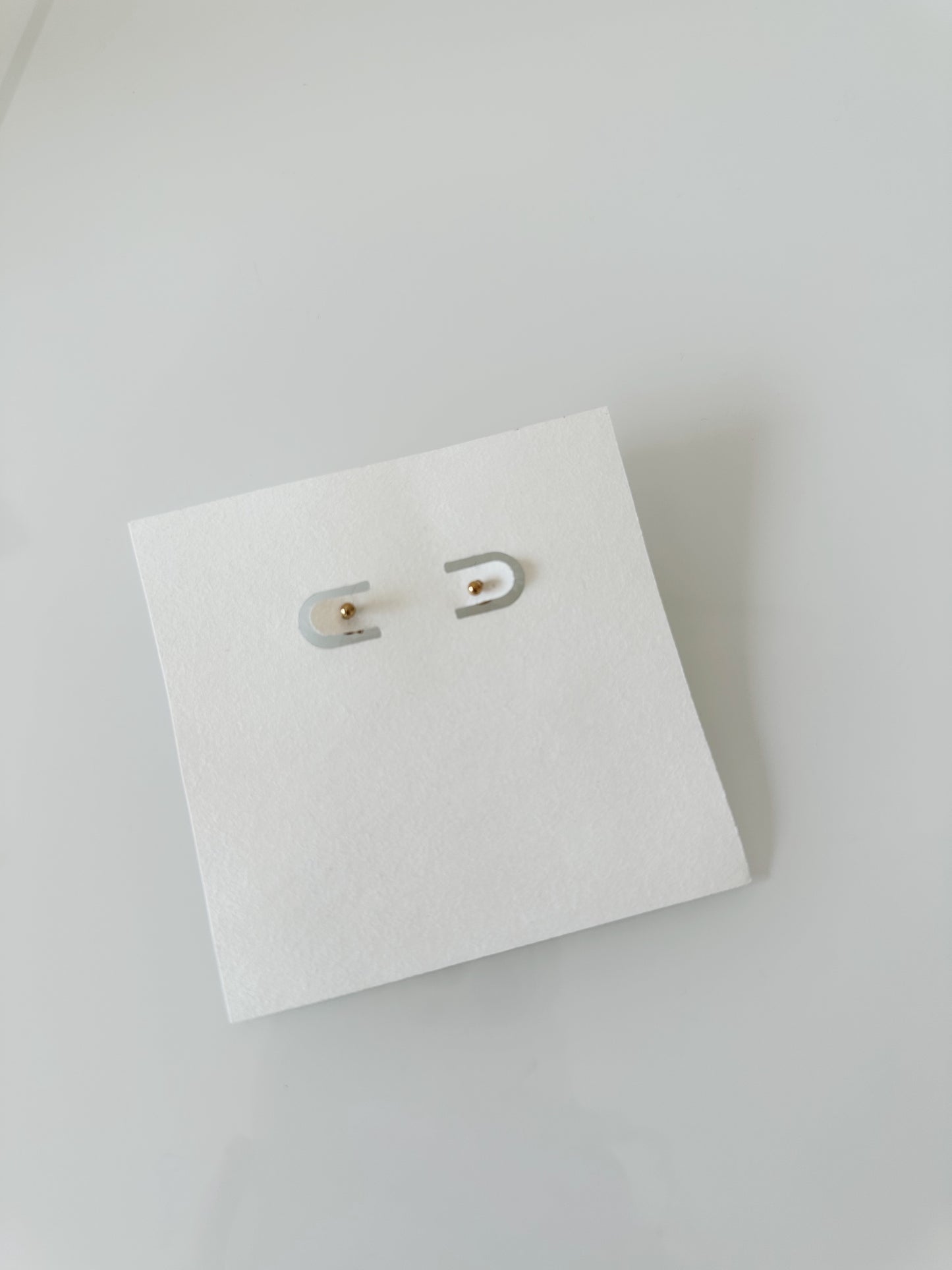 Dotty studs