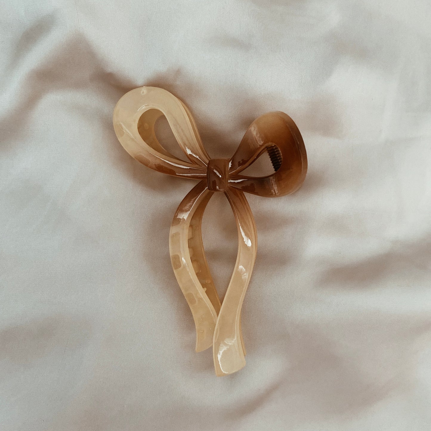 Brown bow hair clip