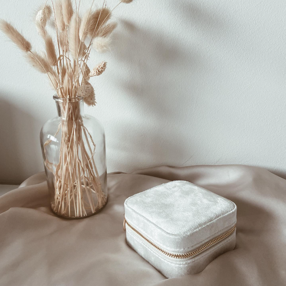 Sparkling jewellery box