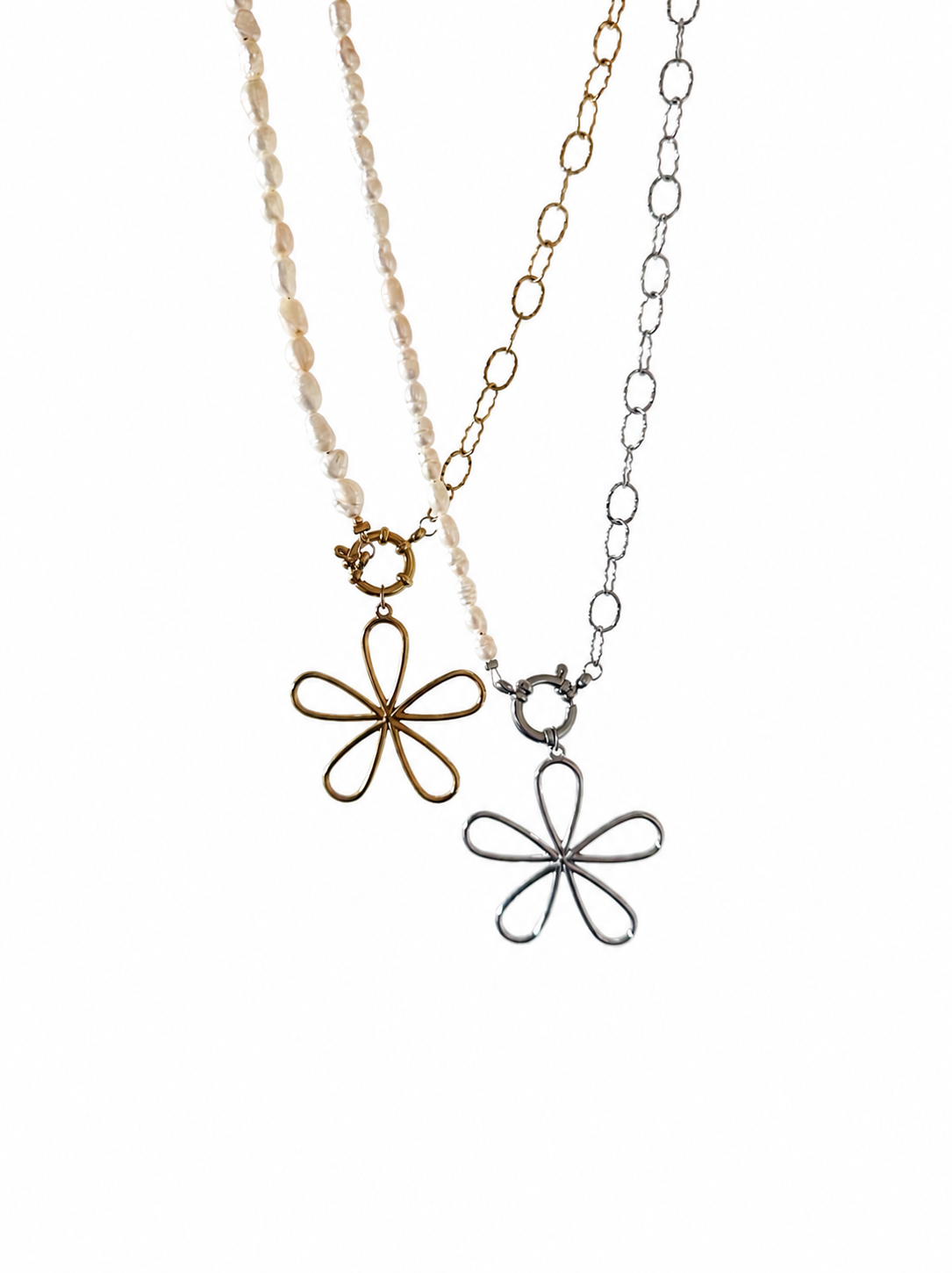 Pearl bloom necklace