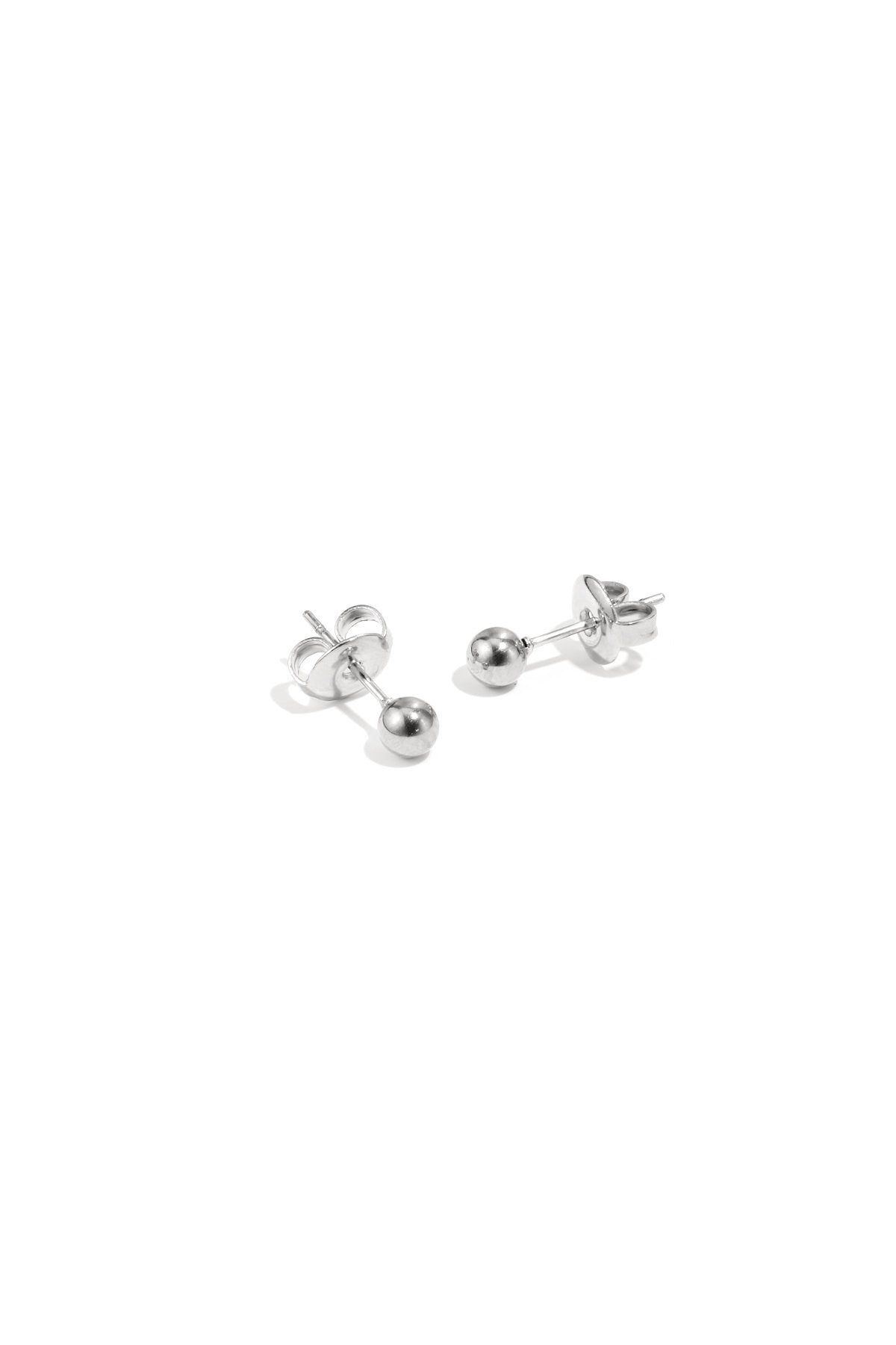 Dotty studs