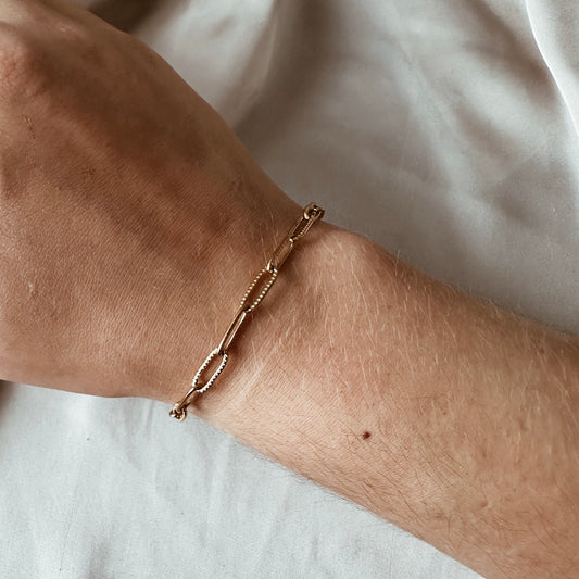 Special chain bracelet
