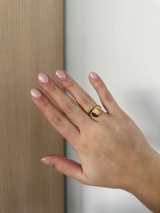 Simplicity ring