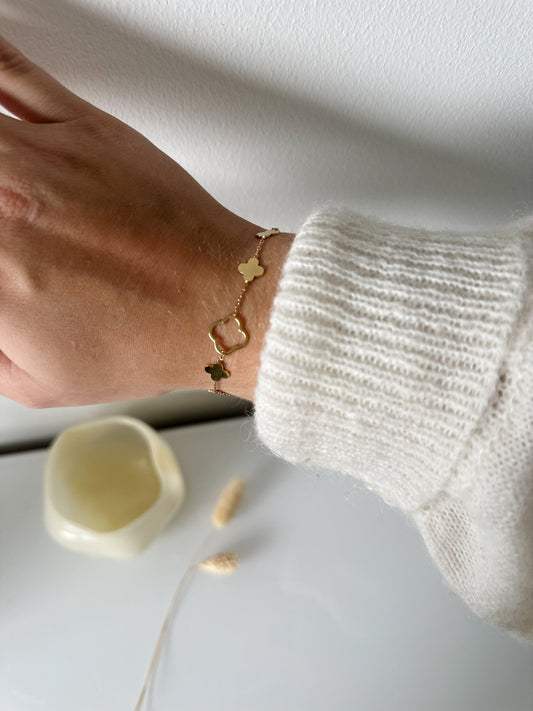 Clover bracelet