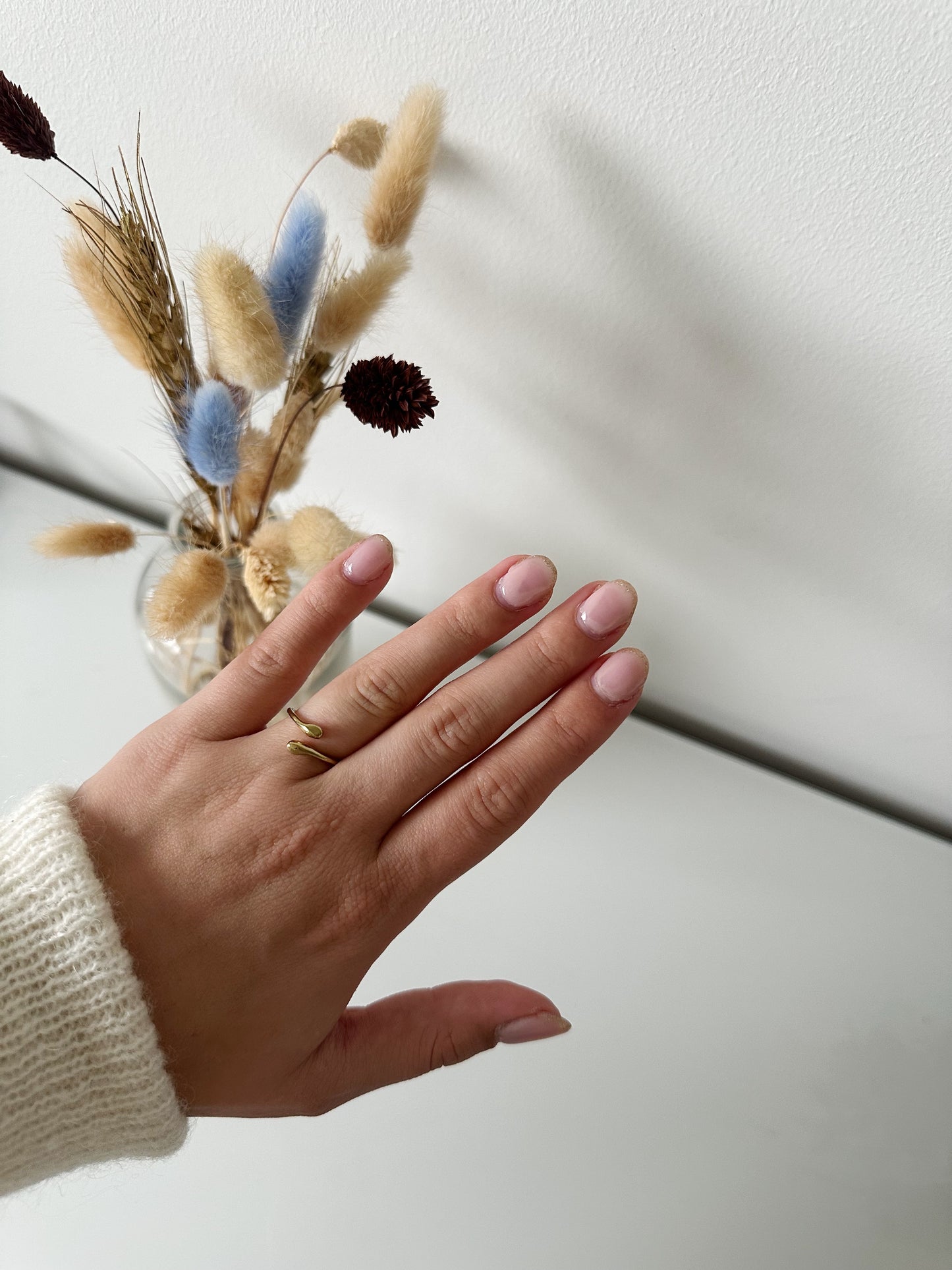 Small swirly ring