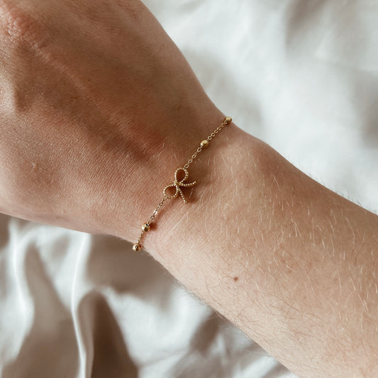 Bow bracelet