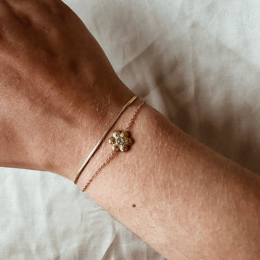 Double flower bracelet