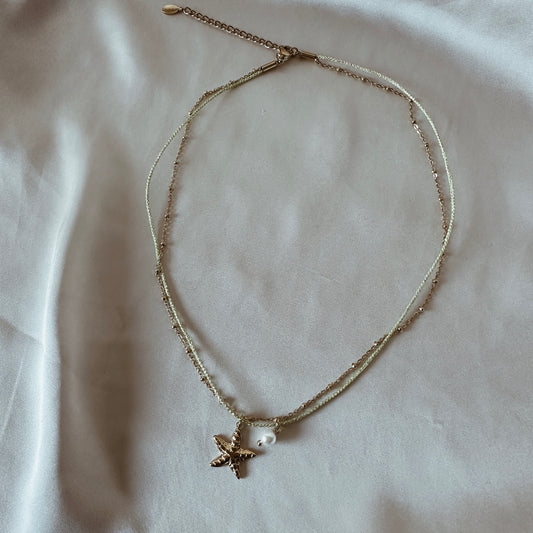 Green starfish necklace