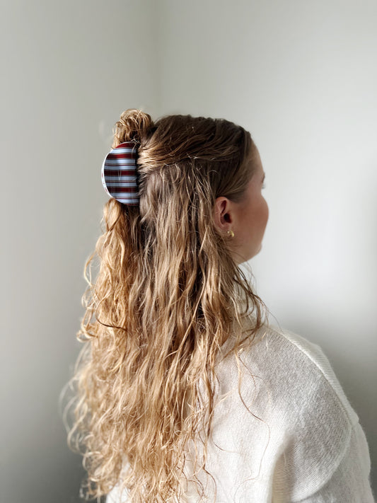 Striped fall hairclip