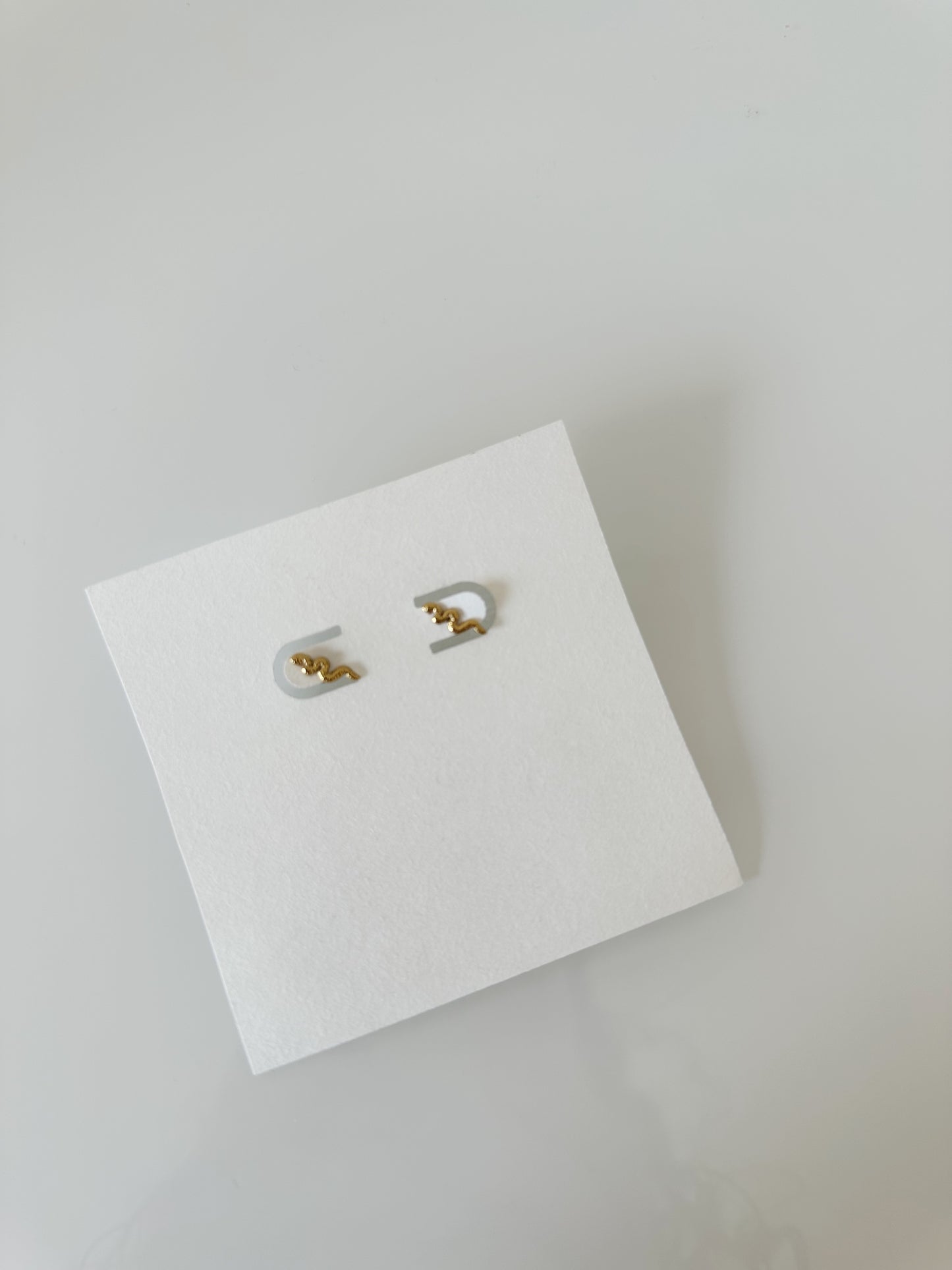 Snake studs