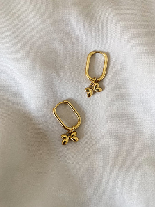Oval bow earrings