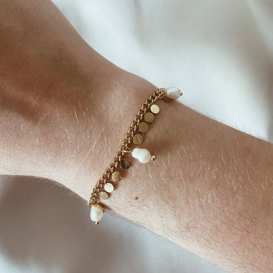 Dotty pearl bracelet